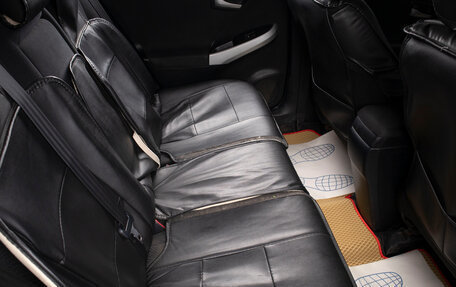 Toyota Prius, 2012 год, 1 049 000 рублей, 20 фотография