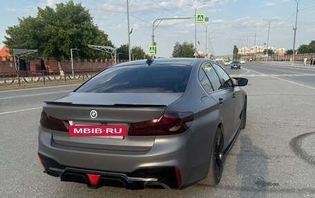 BMW 5 серия, 2018 год, 3 099 999 рублей, 4 фотография