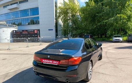 BMW 5 серия, 2019 год, 2 490 000 рублей, 3 фотография