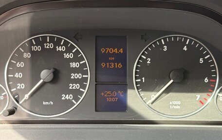 Mercedes-Benz A-Класс, 2012 год, 950 000 рублей, 12 фотография