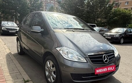 Mercedes-Benz A-Класс, 2012 год, 950 000 рублей, 7 фотография