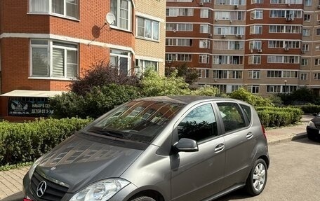 Mercedes-Benz A-Класс, 2012 год, 950 000 рублей, 2 фотография