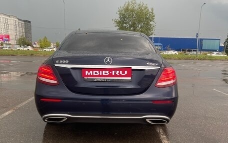 Mercedes-Benz E-Класс, 2017 год, 2 800 000 рублей, 5 фотография