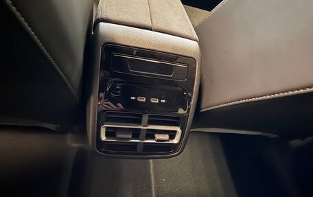 Volkswagen Tiguan, 2025 год, 4 690 000 рублей, 4 фотография