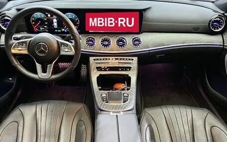 Mercedes-Benz CLS, 2022 год, 4 650 080 рублей, 3 фотография