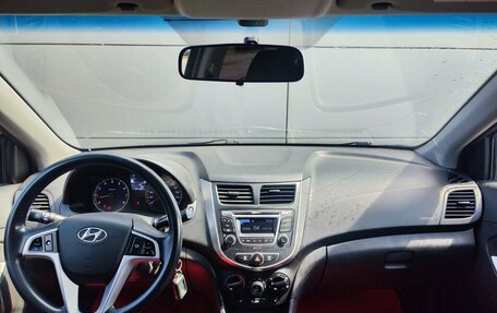 Hyundai Solaris II рестайлинг, 2014 год, 810 000 рублей, 17 фотография