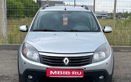Renault Sandero I, 2014 год, 786 000 рублей, 2 фотография