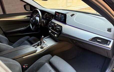 BMW 5 серия, 2017 год, 3 150 000 рублей, 16 фотография