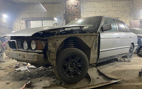 BMW 5 серия, 1996 год, 250 000 рублей, 9 фотография