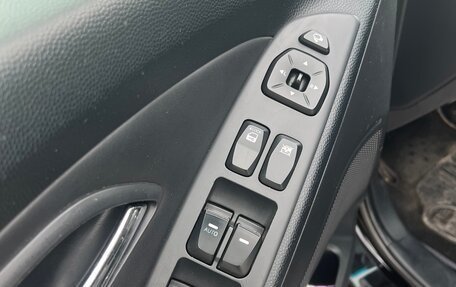 Hyundai ix35 I рестайлинг, 2012 год, 1 100 000 рублей, 6 фотография