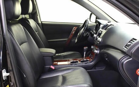 Toyota Highlander III, 2012 год, 1 820 000 рублей, 15 фотография