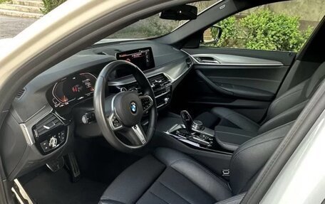 BMW 5 серия, 2019 год, 4 300 000 рублей, 11 фотография