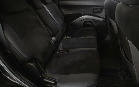 Mitsubishi Outlander III рестайлинг 3, 2007 год, 1 019 000 рублей, 17 фотография