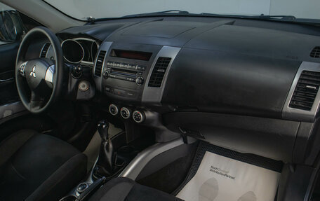 Mitsubishi Outlander III рестайлинг 3, 2007 год, 1 019 000 рублей, 16 фотография