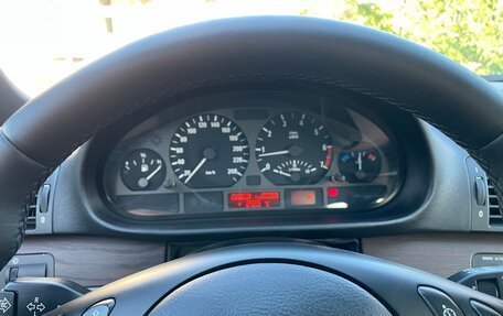BMW 3 серия, 2001 год, 2 130 000 рублей, 15 фотография