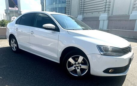 Volkswagen Jetta VI, 2014 год, 1 300 000 рублей, 4 фотография