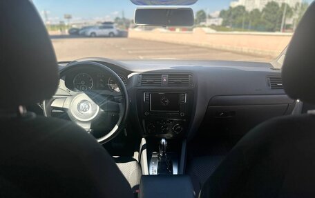 Volkswagen Jetta VI, 2014 год, 1 300 000 рублей, 12 фотография