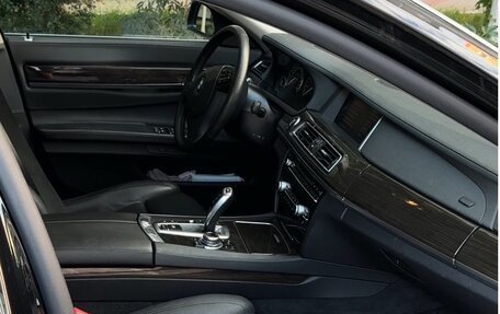 BMW 7 серия, 2013 год, 1 950 000 рублей, 3 фотография
