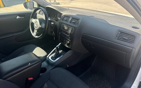 Volkswagen Jetta VI, 2014 год, 1 300 000 рублей, 13 фотография