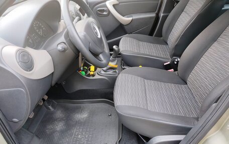 Renault Logan I, 2010 год, 670 000 рублей, 27 фотография