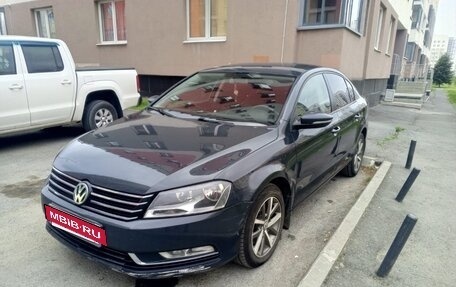 Volkswagen Passat B7, 2011 год, 850 000 рублей, 3 фотография