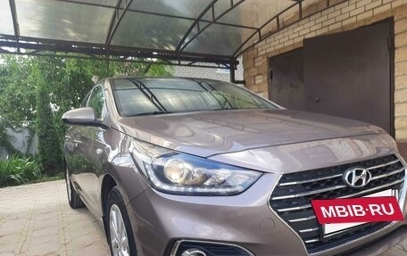 Hyundai Solaris II рестайлинг, 2018 год, 1 560 000 рублей, 11 фотография
