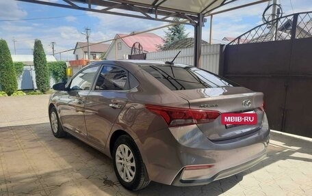 Hyundai Solaris II рестайлинг, 2018 год, 1 560 000 рублей, 10 фотография