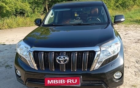 Toyota Land Cruiser Prado 150 рестайлинг 2, 2014 год, 3 400 000 рублей, 9 фотография