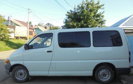 Toyota HiAce, 1998 год, 480 000 рублей, 9 фотография