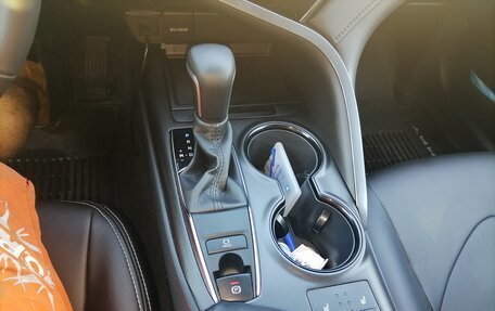 Toyota Camry, 2021 год, 2 900 000 рублей, 14 фотография