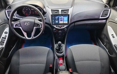 Hyundai Solaris II рестайлинг, 2013 год, 690 000 рублей, 10 фотография
