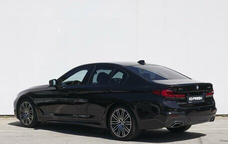 BMW 5 серия, 2020 год, 5 299 000 рублей, 2 фотография