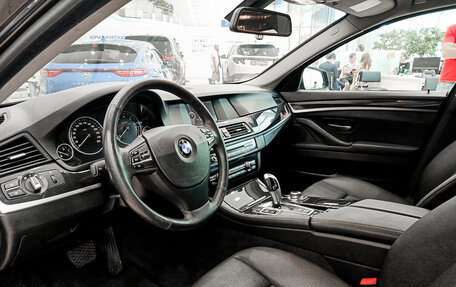 BMW 5 серия, 2013 год, 1 775 000 рублей, 16 фотография