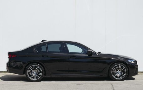 BMW 5 серия, 2020 год, 5 299 000 рублей, 5 фотография