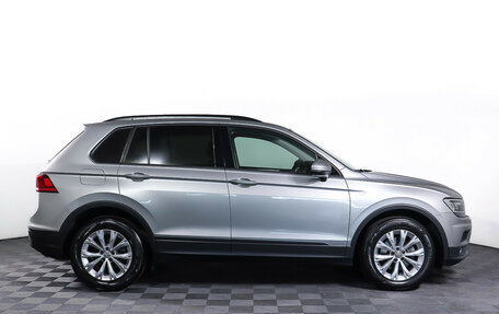 Volkswagen Tiguan II, 2019 год, 2 490 000 рублей, 4 фотография