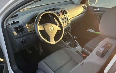 Volkswagen Golf V, 2008 год, 600 000 рублей, 10 фотография