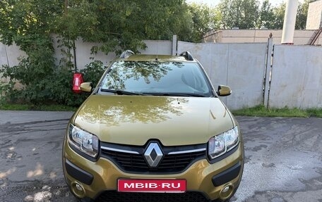 Renault Sandero II рестайлинг, 2015 год, 980 000 рублей, 1 фотография