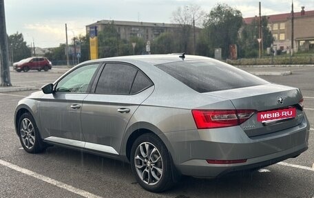 Skoda Superb III рестайлинг, 2019 год, 2 250 000 рублей, 5 фотография