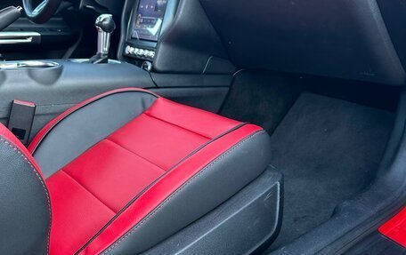 Ford Mustang VI рестайлинг, 2017 год, 2 950 000 рублей, 22 фотография