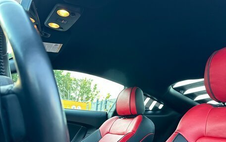 Ford Mustang VI рестайлинг, 2017 год, 2 950 000 рублей, 26 фотография