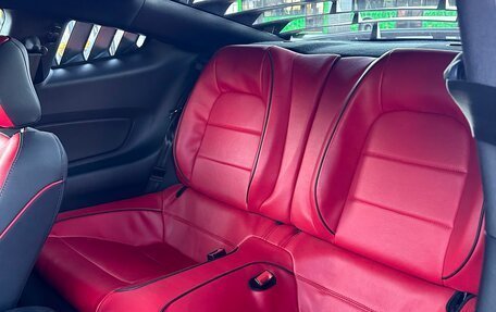 Ford Mustang VI рестайлинг, 2017 год, 2 950 000 рублей, 28 фотография