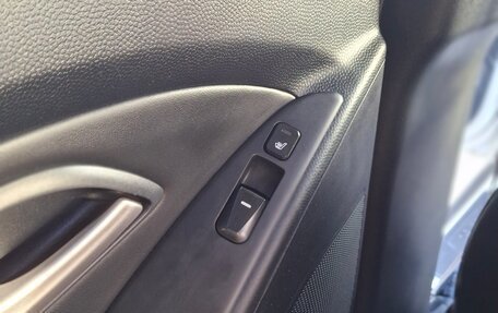 Hyundai ix35 I рестайлинг, 2013 год, 950 000 рублей, 7 фотография