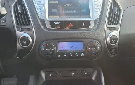 Hyundai ix35 I рестайлинг, 2013 год, 950 000 рублей, 8 фотография