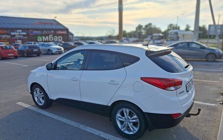 Hyundai ix35 I рестайлинг, 2013 год, 950 000 рублей, 12 фотография