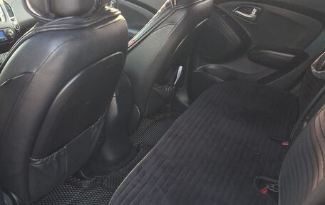 Hyundai ix35 I рестайлинг, 2013 год, 950 000 рублей, 11 фотография