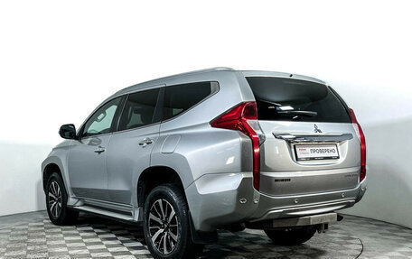Mitsubishi Pajero Sport III рестайлинг, 2017 год, 2 547 000 рублей, 7 фотография