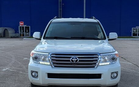 Toyota Land Cruiser 200, 2014 год, 3 800 000 рублей, 1 фотография