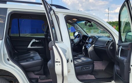 Toyota Land Cruiser 200, 2014 год, 3 800 000 рублей, 6 фотография