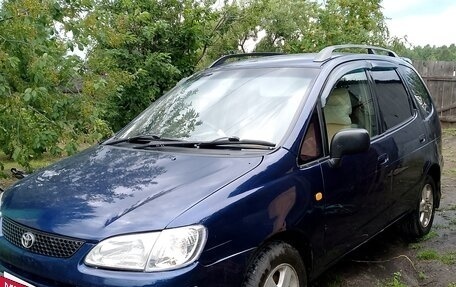 Toyota Corolla Spacio II, 1998 год, 330 000 рублей, 2 фотография