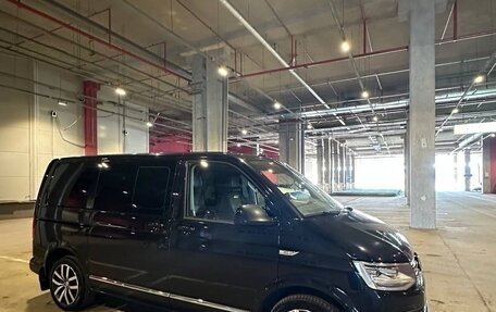 Volkswagen Multivan T6 рестайлинг, 2019 год, 4 500 000 рублей, 5 фотография